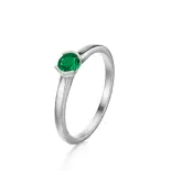 Pierścionek z białego złota ze szmaragdem AJPZ_089